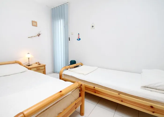 Apartment By The Sea Kosljun, Pag - 3321