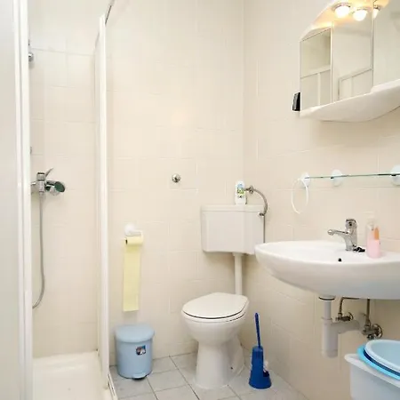 Apartment By The Sea Kosljun, Pag - 3321